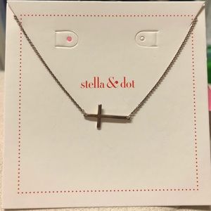 Stella&dot interlock cross bracelet